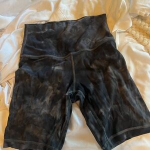 Lululemon biker shorts